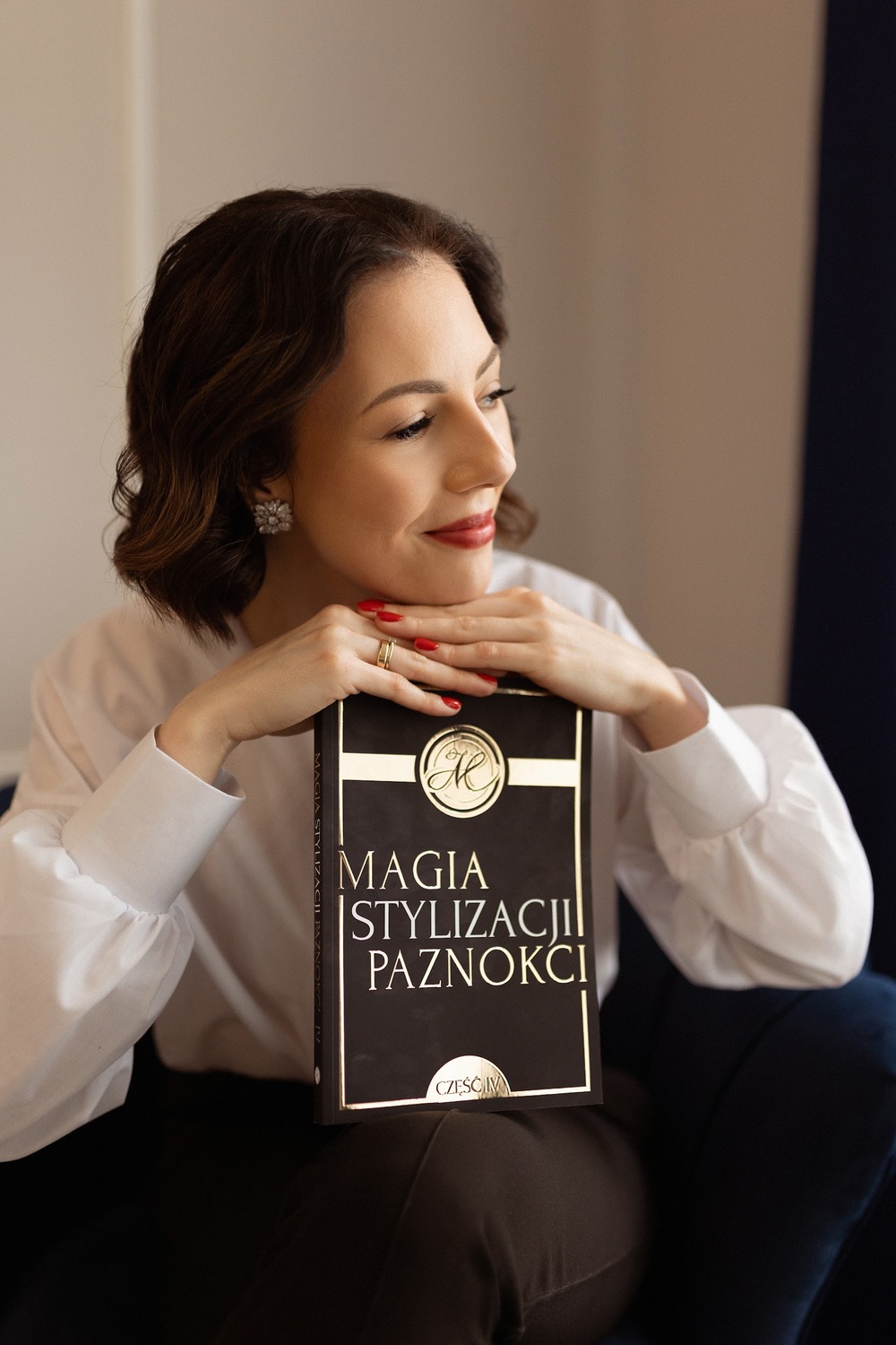 książka magia stylizacji paznokci cz. IV